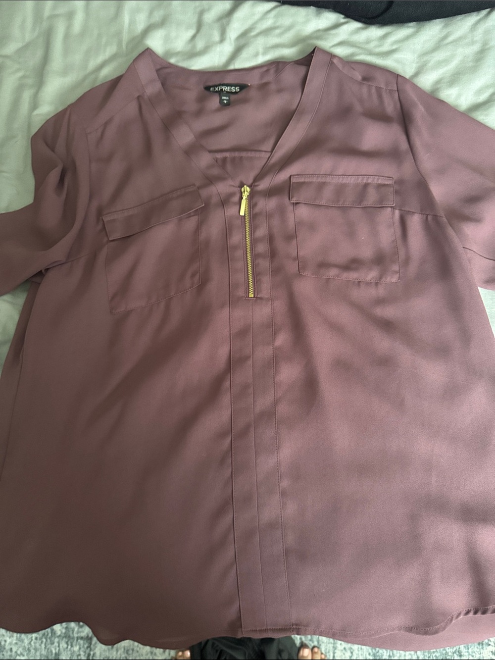 Express Mauve Button-Front Shirt with Gold Zip Detail